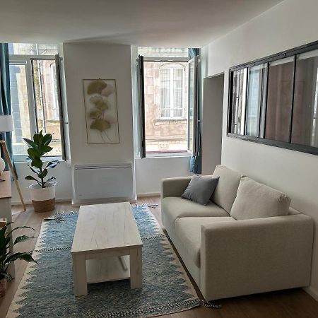 Charmant Cocon Iode Cosy Equipe, Baigne De Lumiere, Situe Au Coeur De La Rochelle A 1Min A Pied Du Marche Central Avec Tv Et Wifi Esterno foto